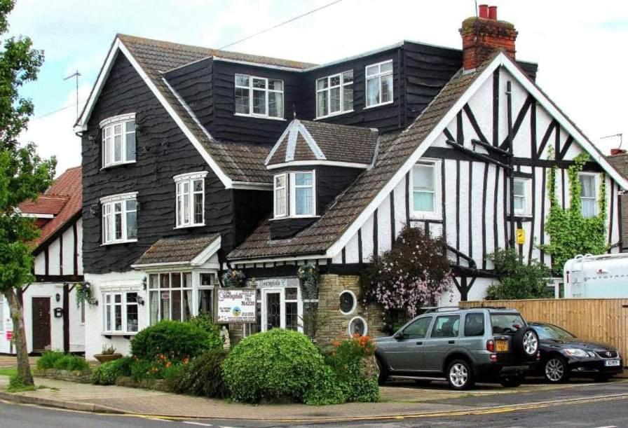 The Sunningdale Hotel Skegness Exterior photo